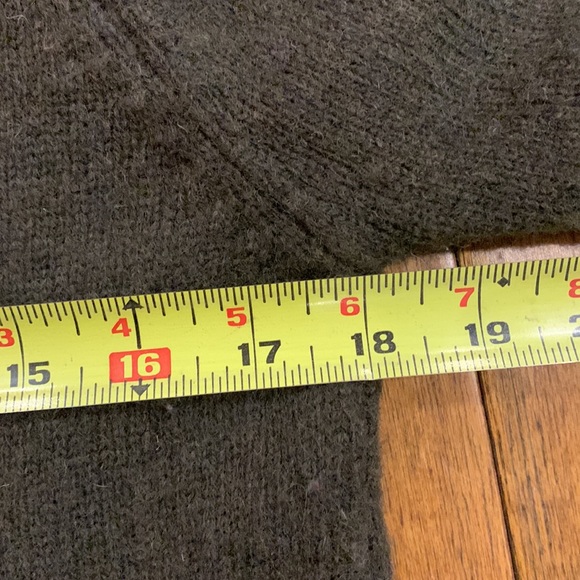 DISTRESSED AEROPOSTALE GREEN SWEATER - Picture 12 of 14